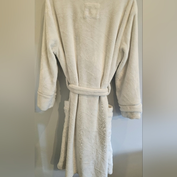 PJ Salvage robe - Picture 3 of 6